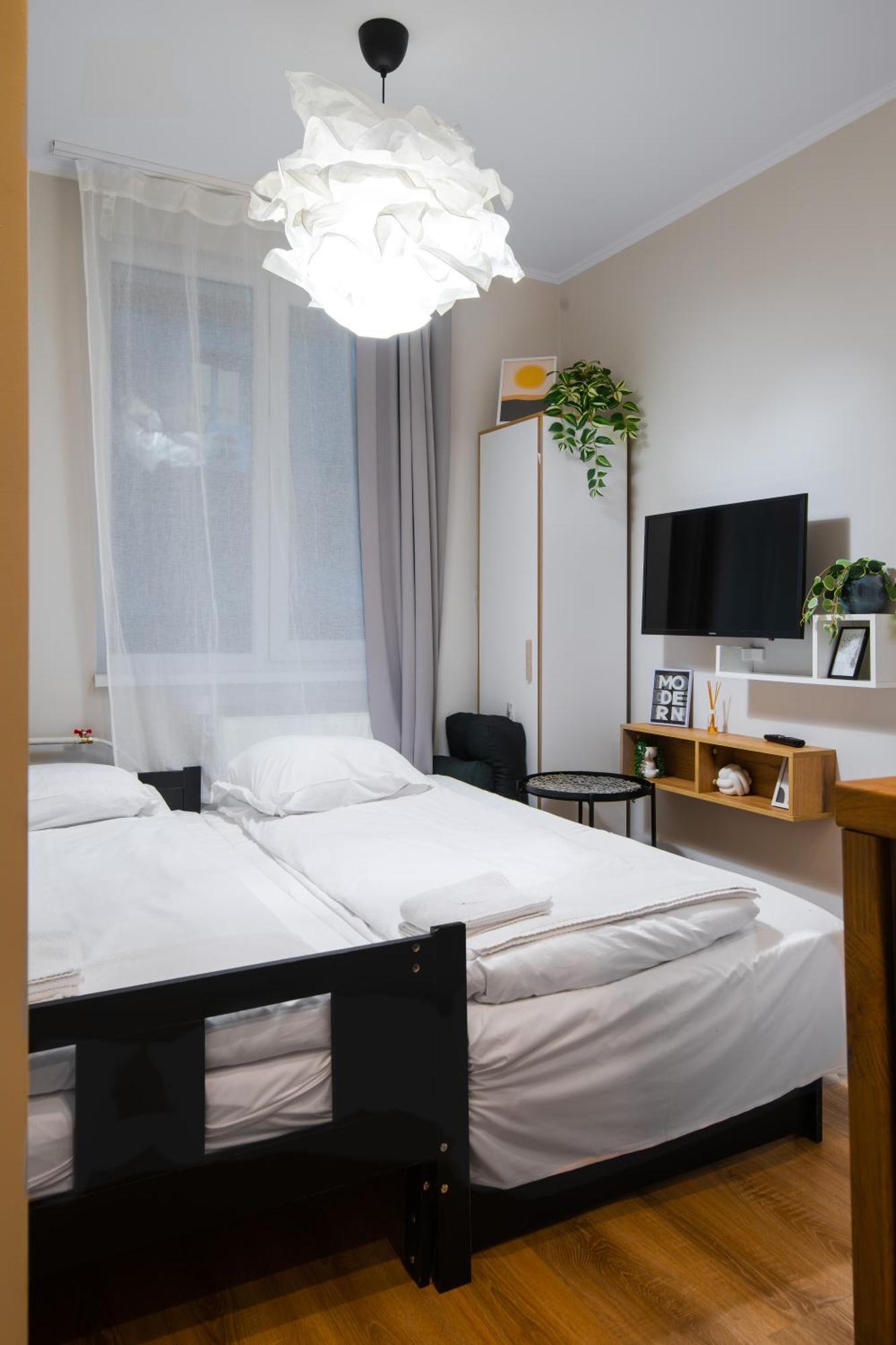 Tom Thumb & Thumbelina ~ 2 Private Rooms In Sofia Center Luaran gambar
